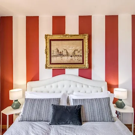 Apartment Aweshomeitaly - Lungarno Bellavista Penthouse *