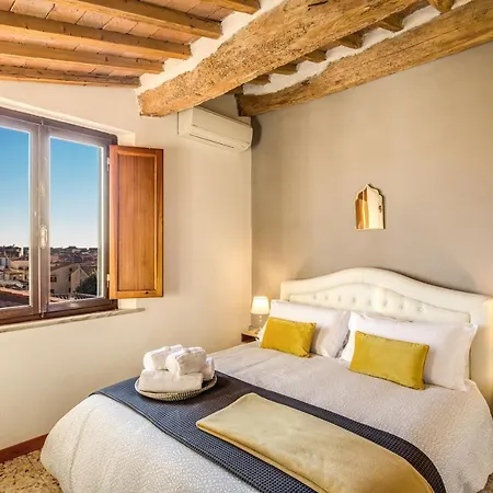 Aweshomeitaly - Lungarno Bellavista Penthouse *